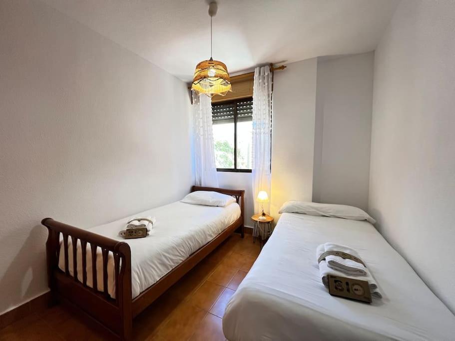 Pushe Playa Velilla Beach & Tradition 3 Almunecar Ngoại thất bức ảnh