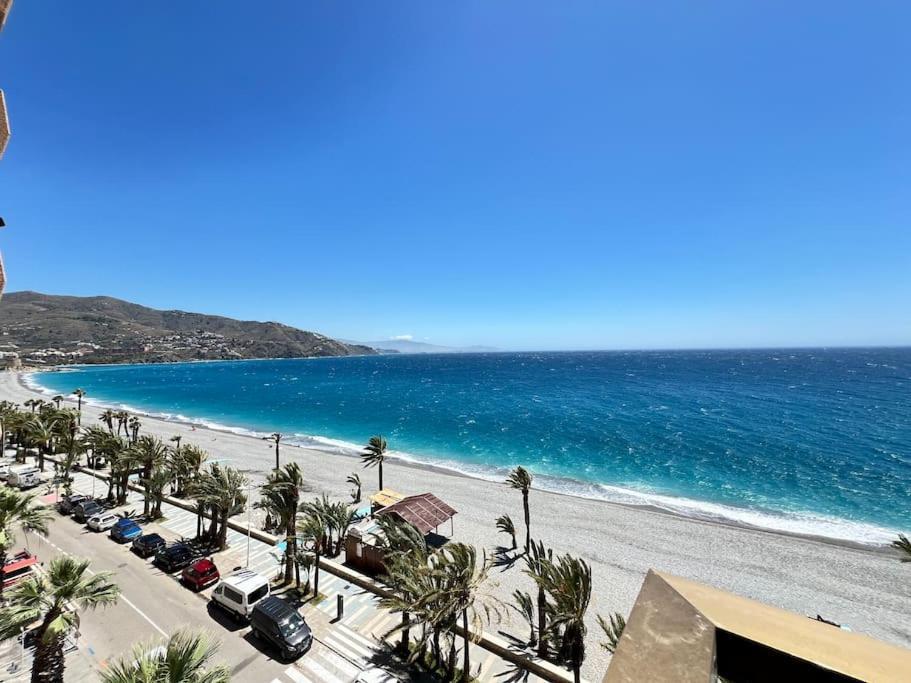 Pushe Playa Velilla Beach & Tradition 3 Almunecar Ngoại thất bức ảnh